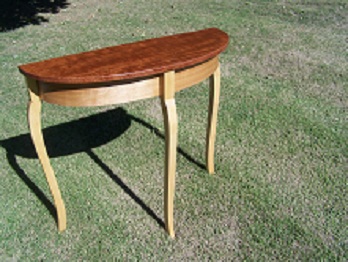 Bubinga Bow Front Table